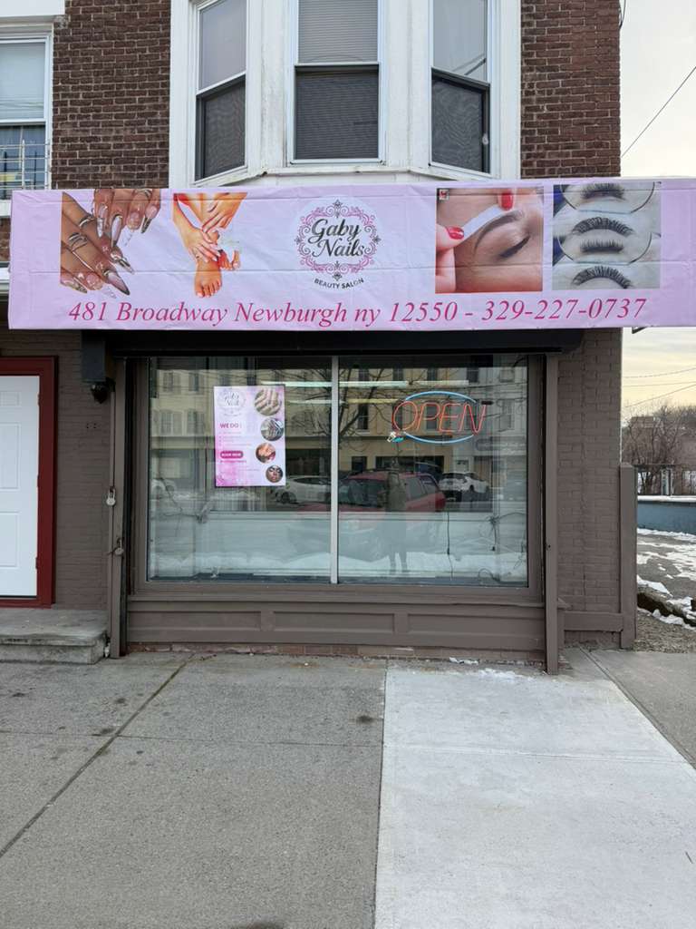 Gaby Nails storefront